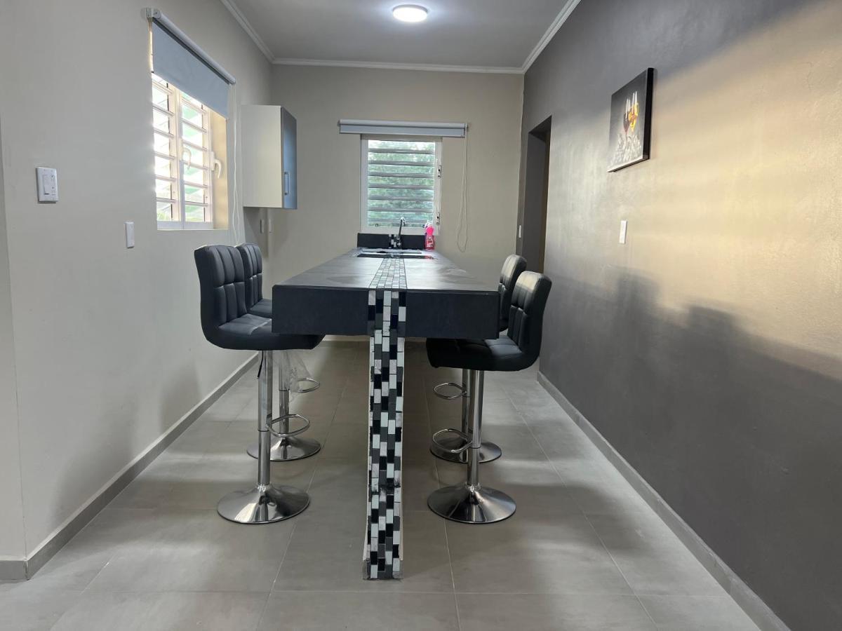 Cataleya Apartments Near Airport Willemstad Luaran gambar